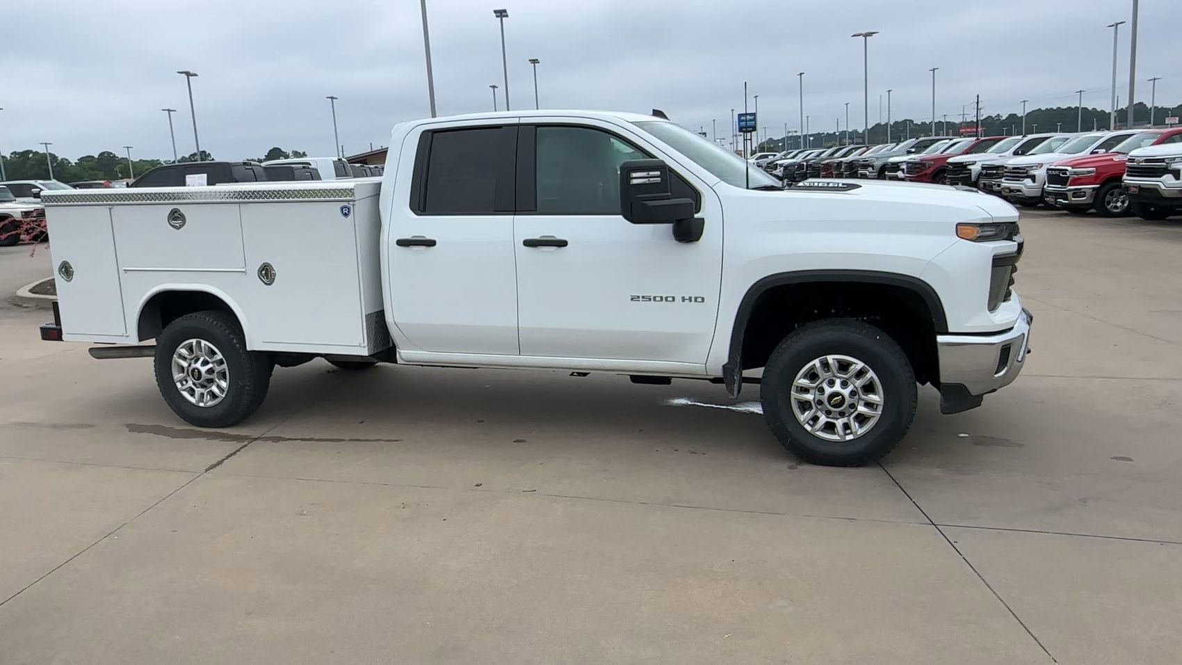 New 2026 Chevrolet Silverado 2500 W/T w/ WT Convenience Package RWD image 9