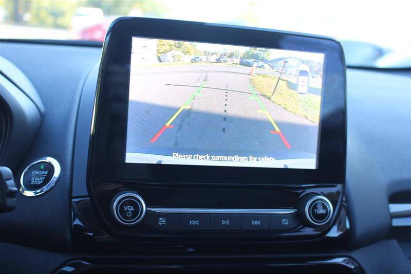 Used 2021 Ford EcoSport Titanium image 18