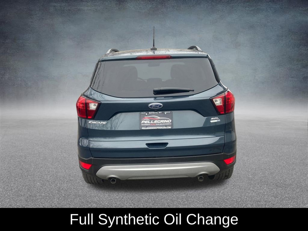 Used 2019 Ford Escape SEL image 5
