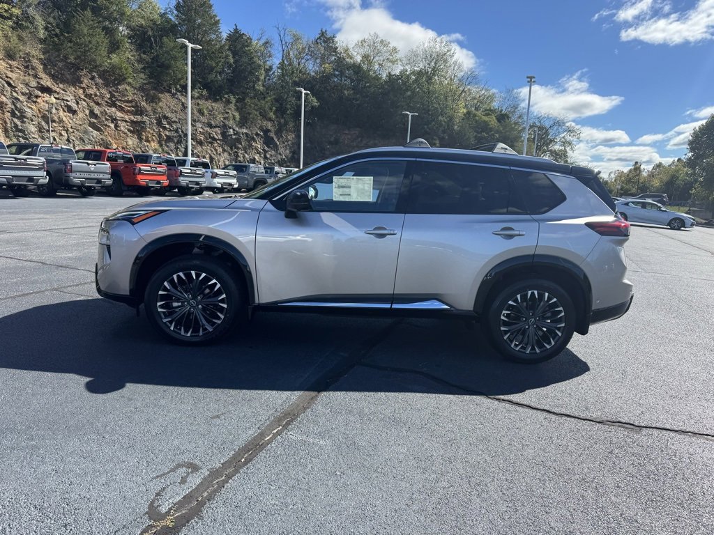 New 2026 Nissan Rogue Platinum image 4