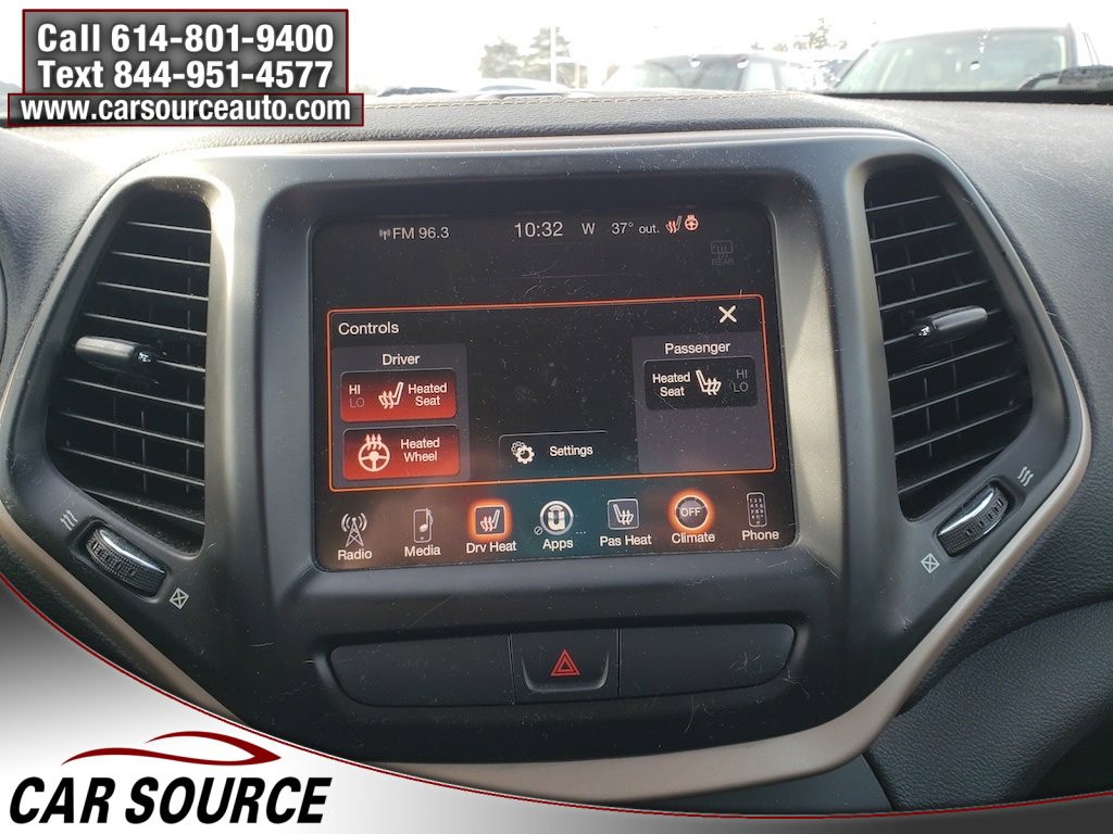 Used 2016 Jeep Cherokee Latitude w/ Cold Weather Group image 20