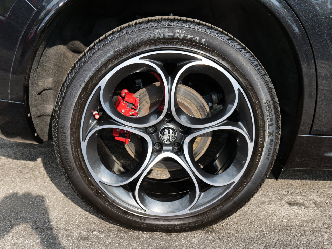 Used 2023 Alfa Romeo Stelvio Veloce image 86