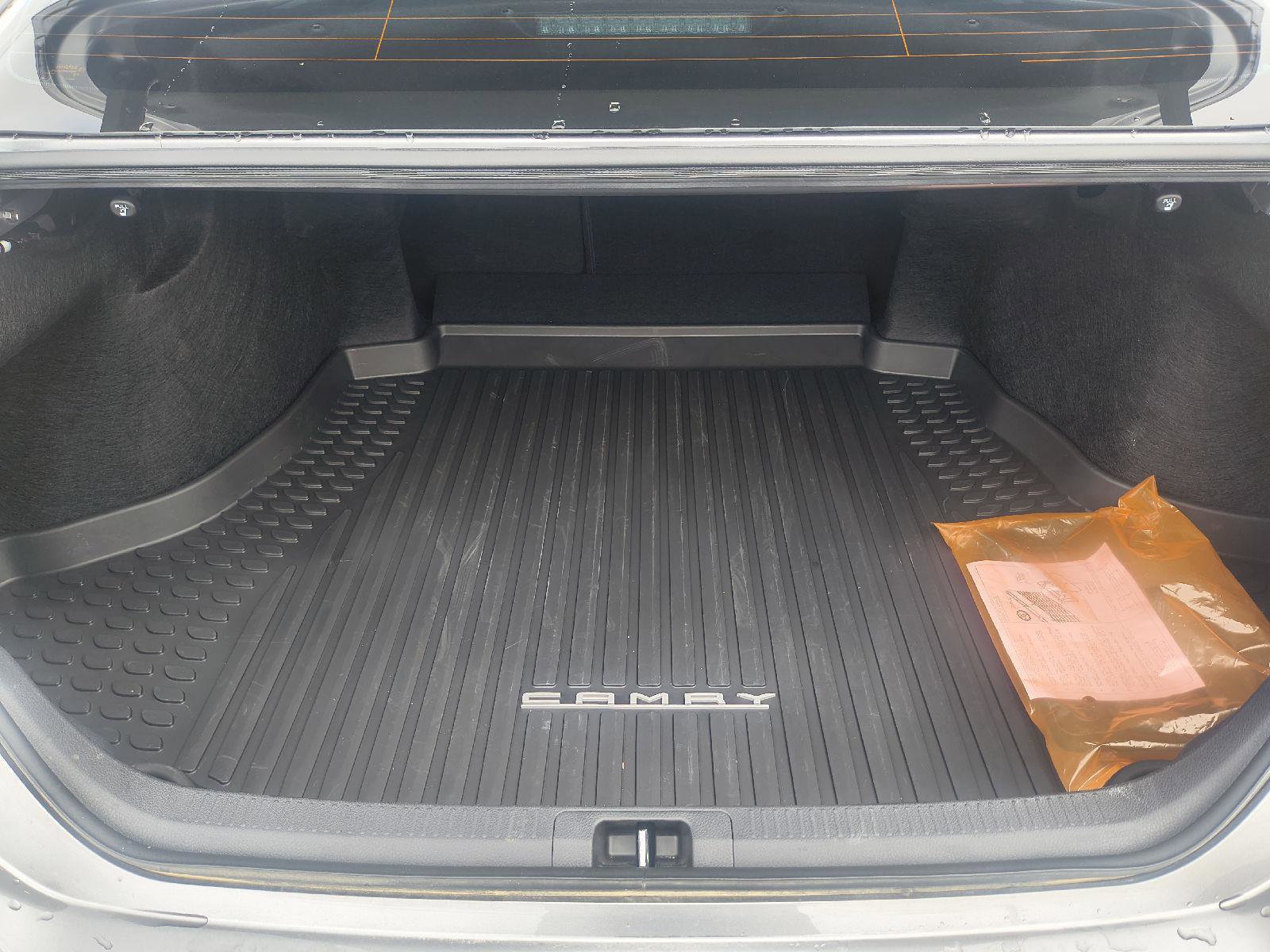 Used 2026 Toyota Camry XSE w/ Premium Plus Package image 32