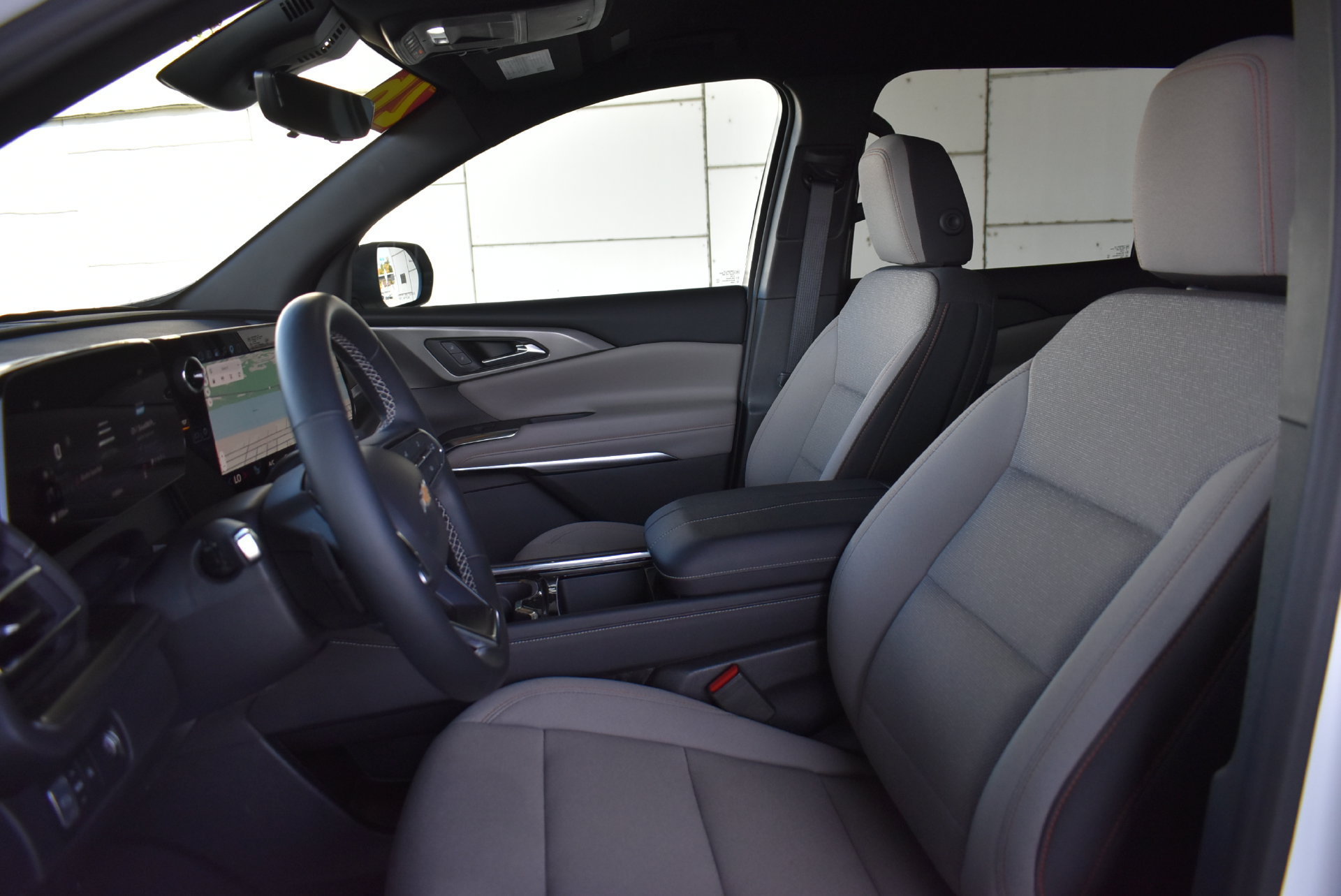 Used 2026 Chevrolet Traverse LT w/ Driver Confidence Package FWD image 15