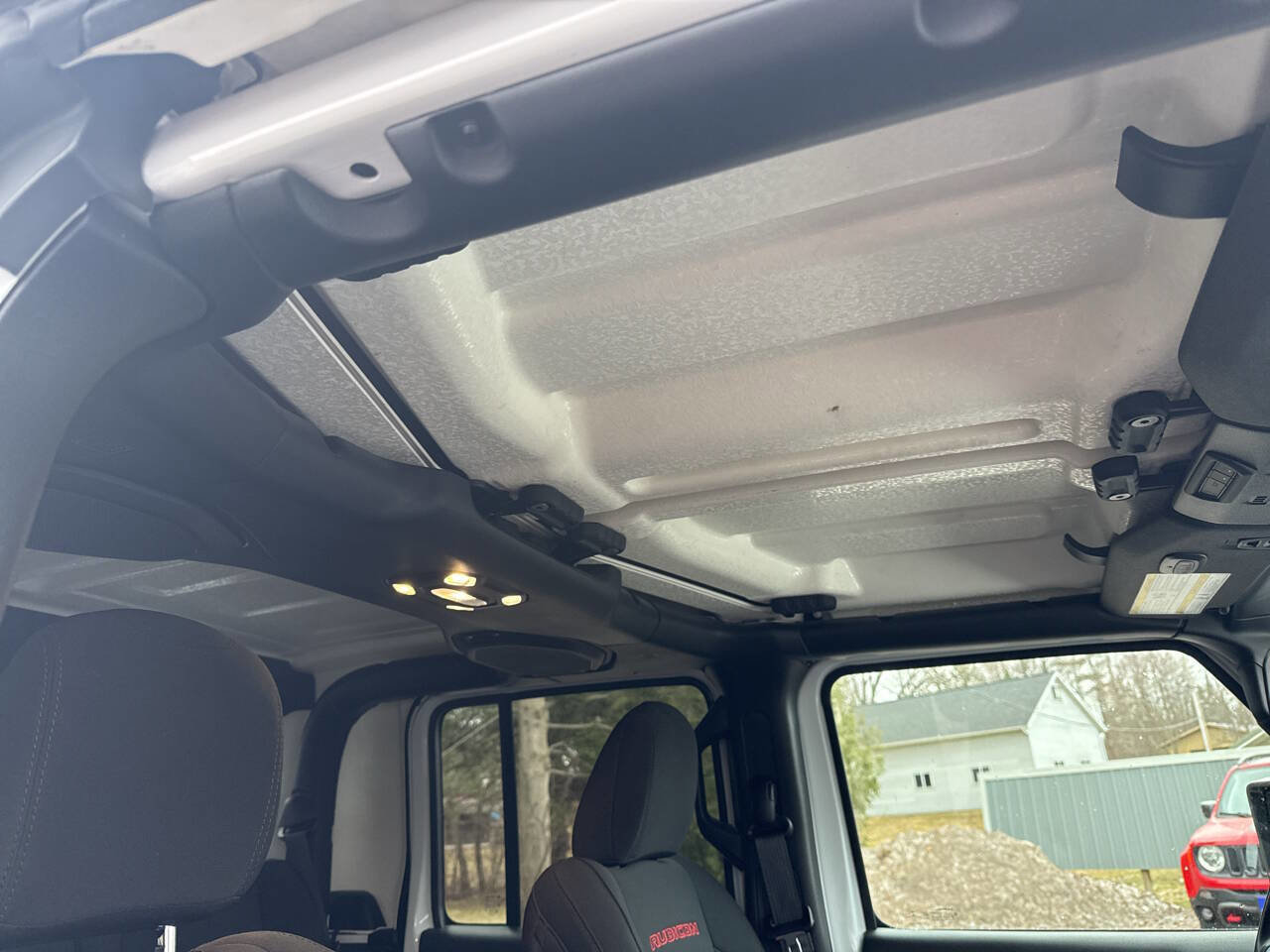 Used 2023 Jeep Gladiator Rubicon w/ Cold Weather Group AWD/4WD image 17