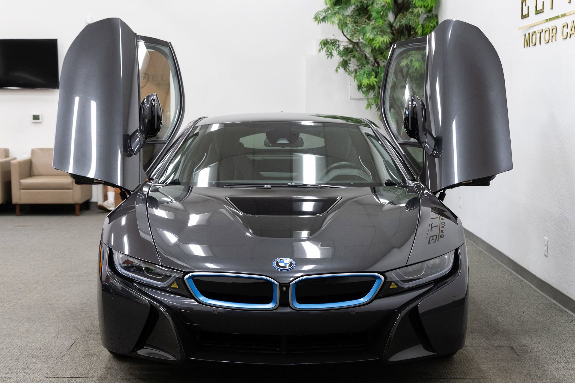 Used 2016 BMW i8 AWD/4WD image 22
