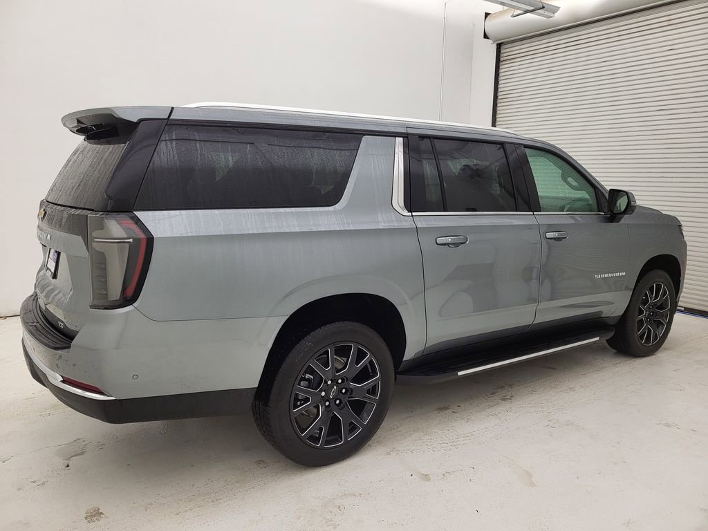 New 2026 Chevrolet Suburban LT w/ Comfort Package image 21