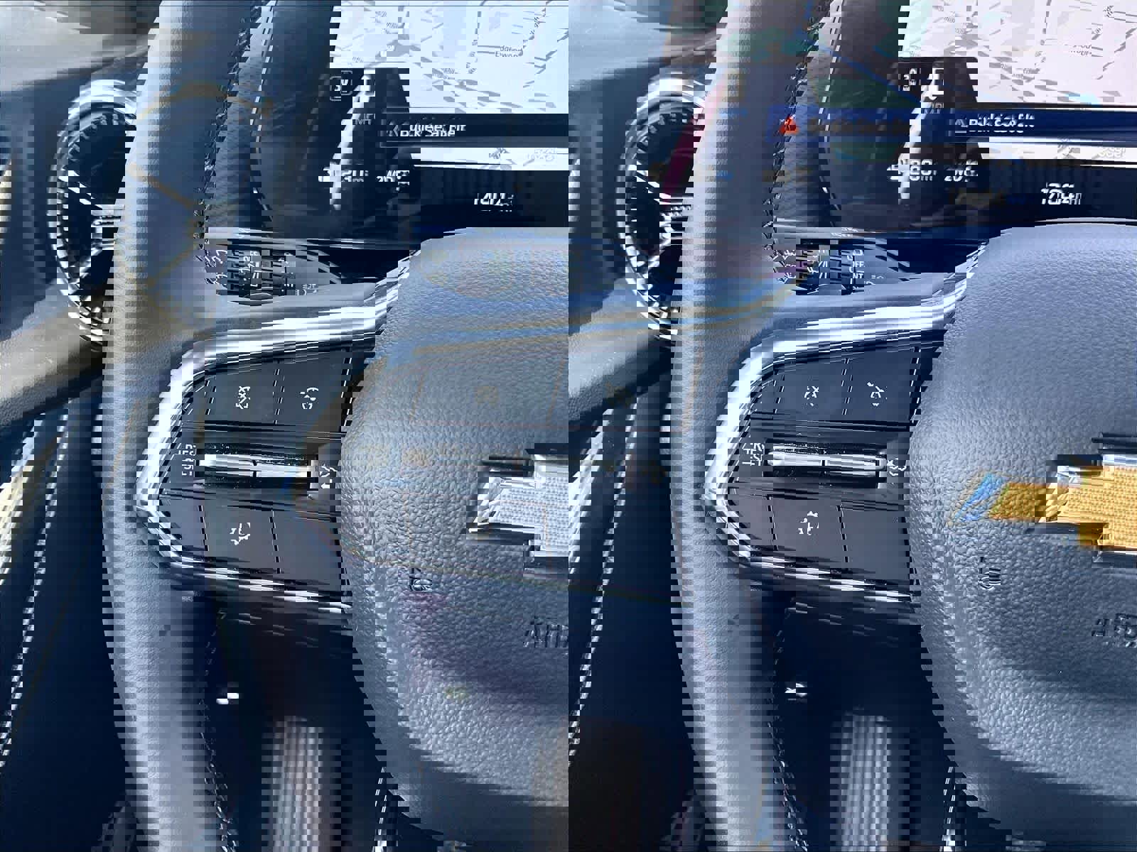 Used 2026 Chevrolet Equinox LT w/ Convenience Package II AWD/4WD image 23