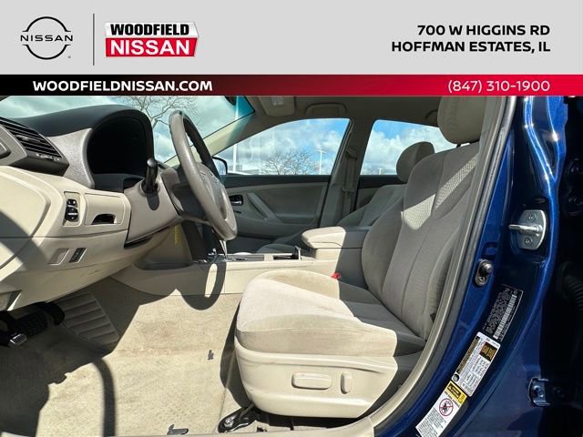 Used 2011 Toyota Camry LE image 25