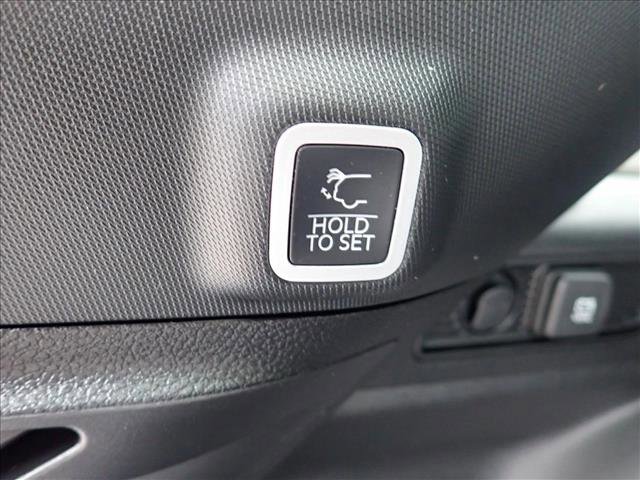 New 2026 Jeep Grand Cherokee Laredo X image 9