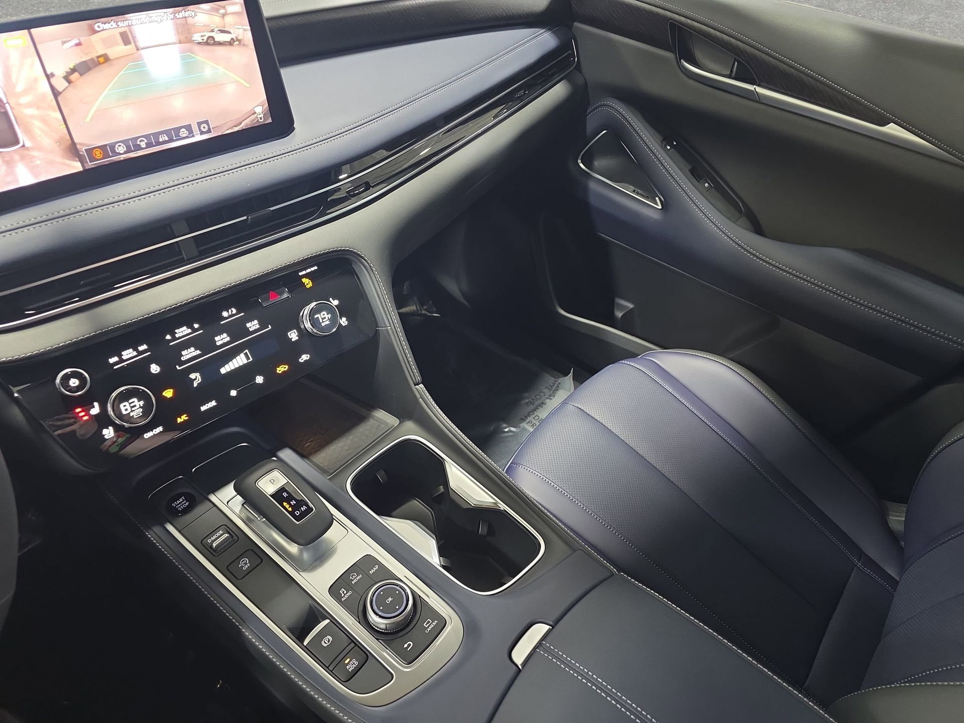 New 2026 INFINITI QX60 Sport w/ Dark Cargo Package image 25