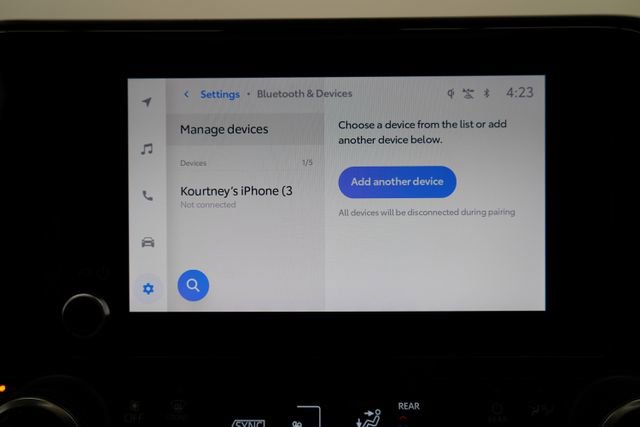 Used 2023 Toyota Highlander XLE image 35