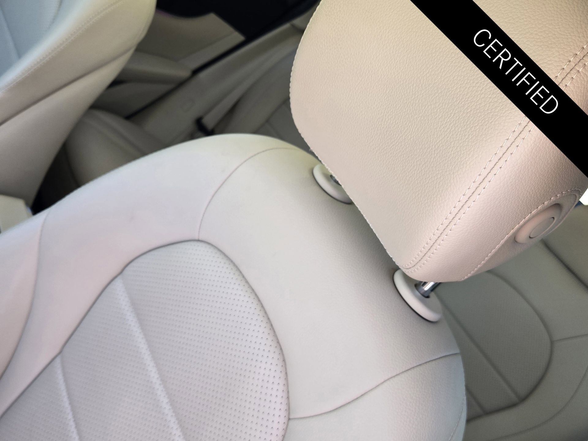 Certified 2022 Mercedes-Benz GLC 300 image 23