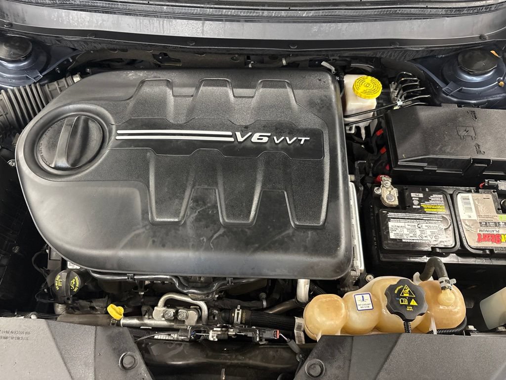 Used 2020 Jeep Cherokee Limited AWD/4WD image 16