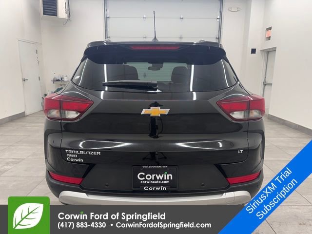 Used 2025 Chevrolet TrailBlazer LT w/ Driver Confidence Package image 4
