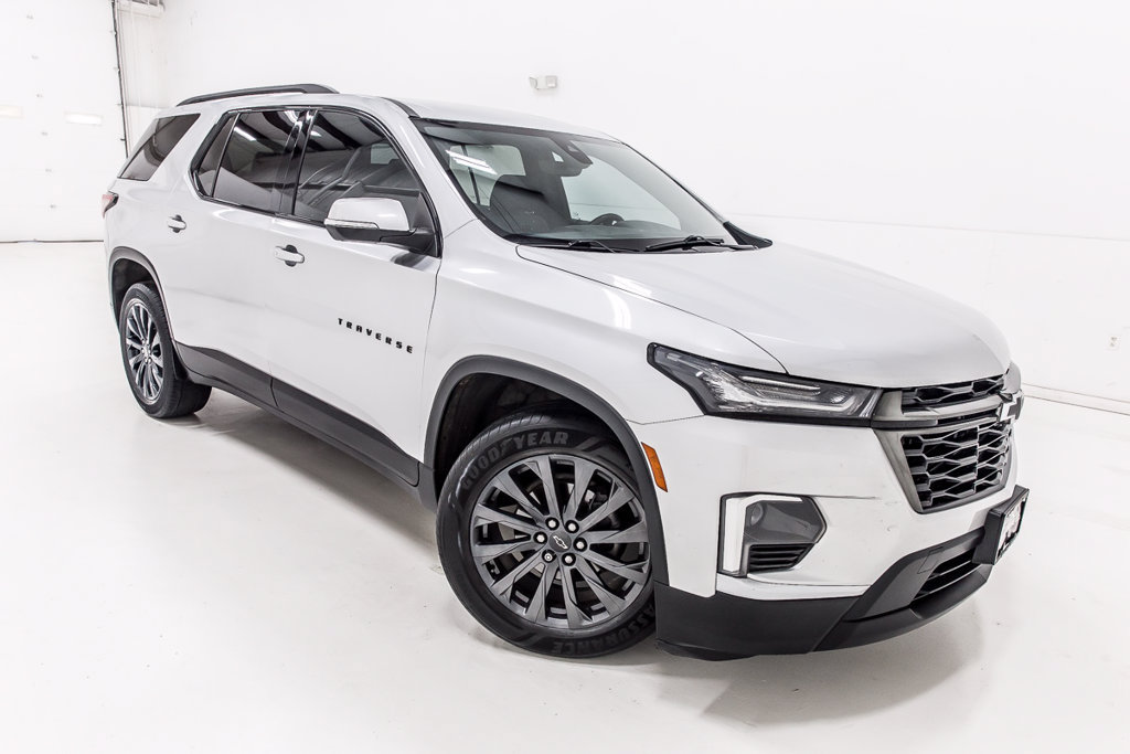 Used 2022 Chevrolet Traverse RS FWD image 9
