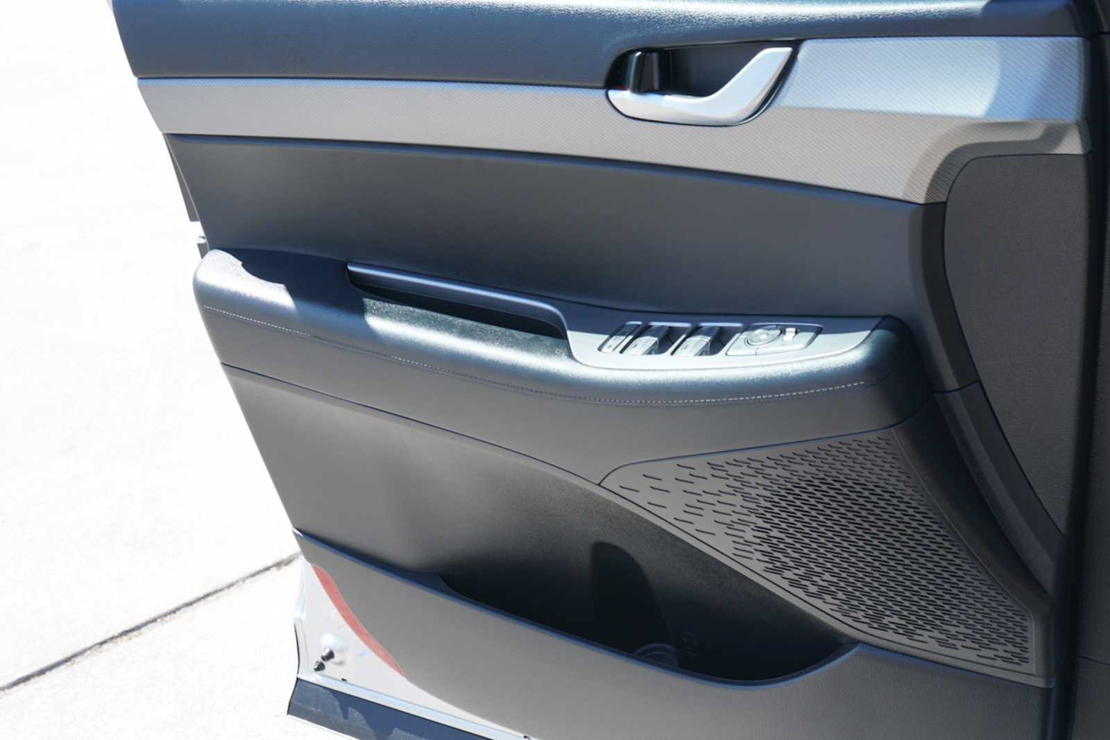 Used 2025 Hyundai Palisade SEL FWD image 16