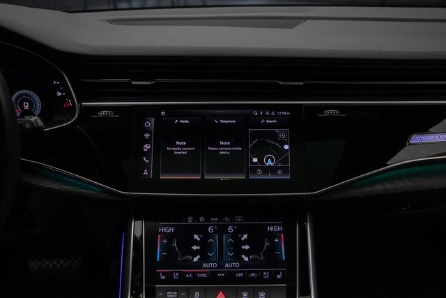 Used 2021 Audi Q8 Premium Plus image 26