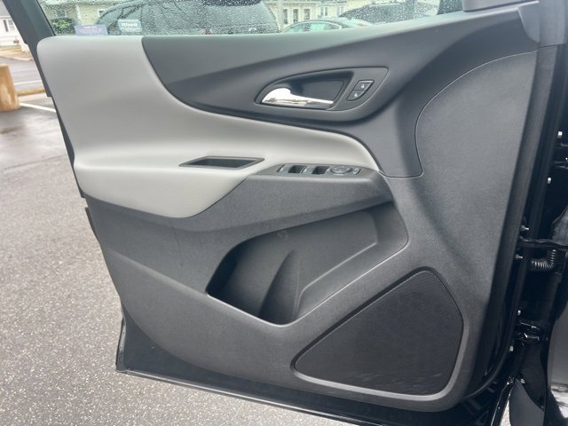 Used 2024 Chevrolet Equinox LS w/ LS Convenience Package image 22