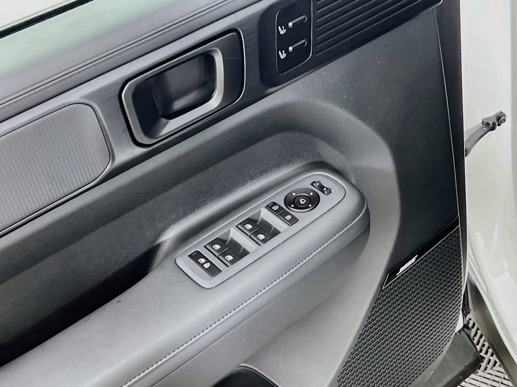 New 2026 Hyundai Santa Fe Calligraphy AWD/4WD image 16