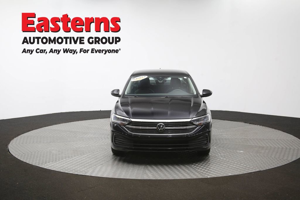 Used 2024 Volkswagen Jetta SE FWD image 51