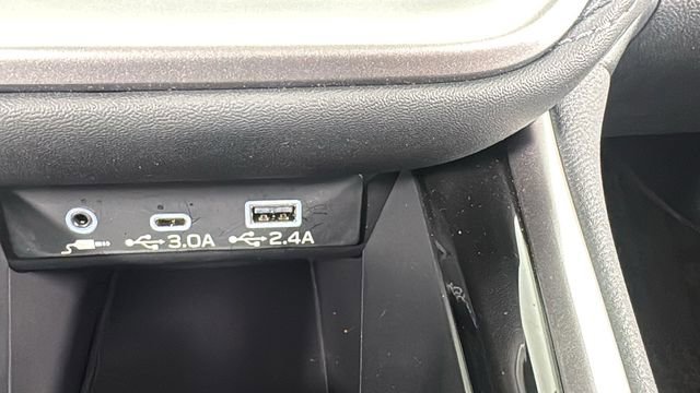 Certified 2025 Subaru Outback Premium image 32