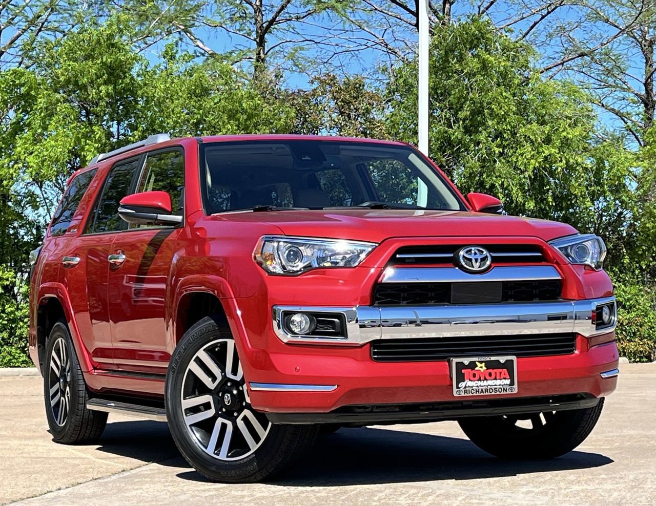 Used 2020 Toyota 4Runner Limited image 2