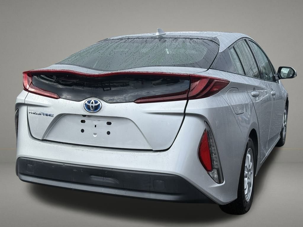 Used 2018 Toyota Prius Prime Plus image 5