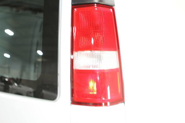 Used 2019 Chevrolet Express 3500 w/ Driver Convenience Package image 33