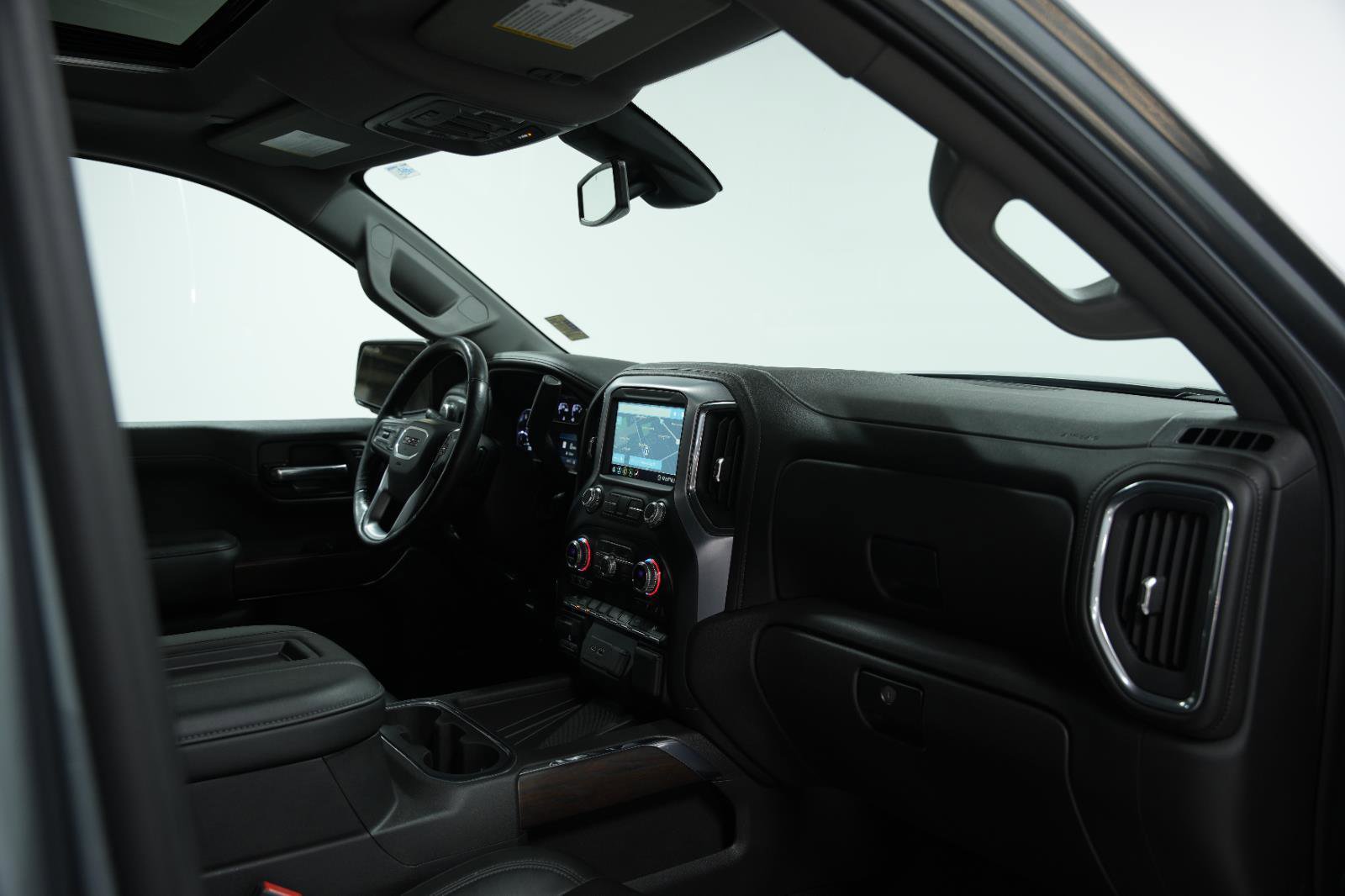 Used 2020 GMC Sierra 1500 SLT w/ SLT Premium Plus Package image 17