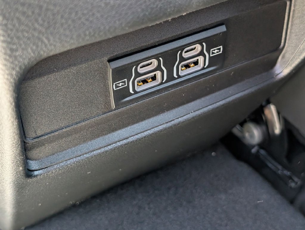New 2026 Jeep Grand Cherokee Laredo RWD image 23