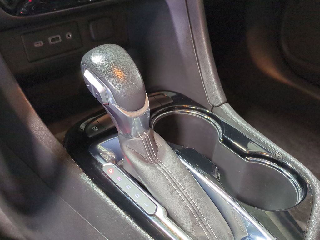 Used 2023 Buick Encore GX Preferred FWD image 35