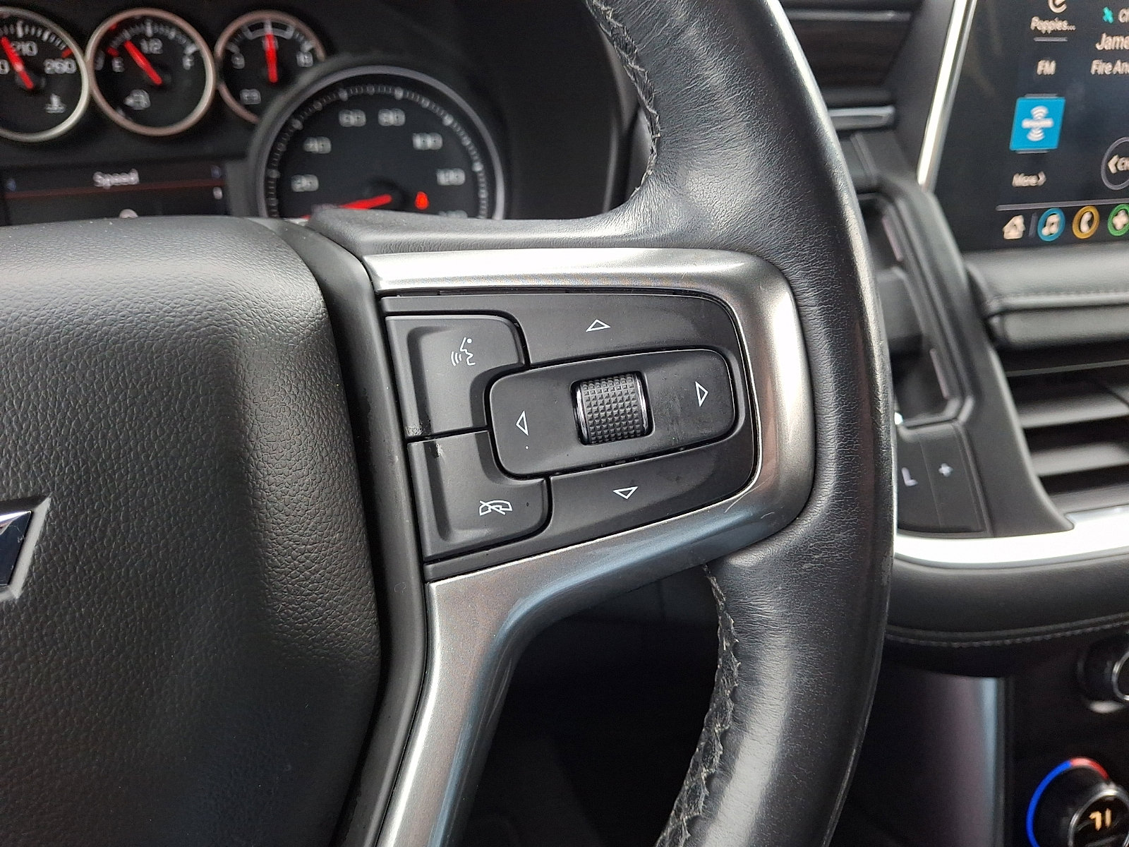 Used 2021 Chevrolet Tahoe Z71 image 21