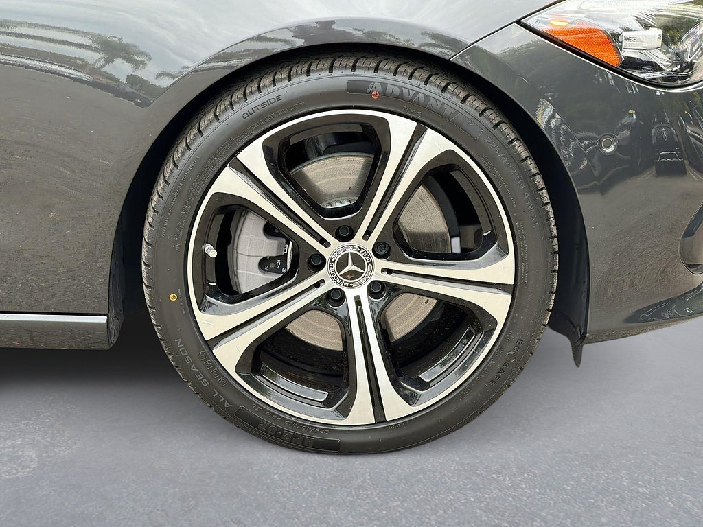 Used 2024 Mercedes-Benz C 300 Sedan image 34