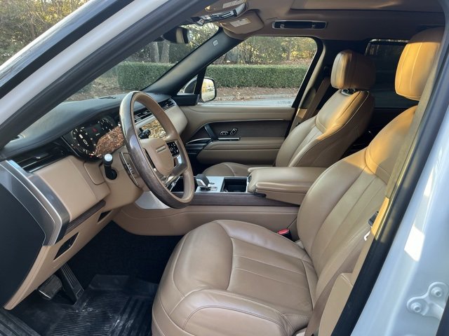 Used 2024 Land Rover Range Rover SE image 5
