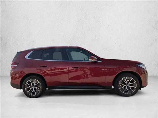 Used 2025 BMW X3 xDrive30i image 4