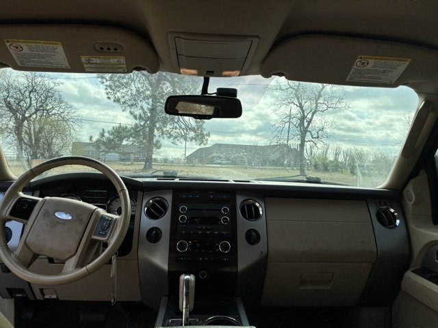 Used 2012 Ford Expedition XLT image 20