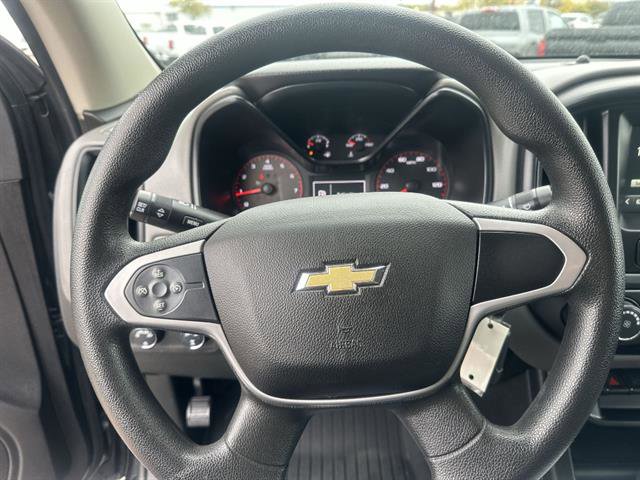 Used 2018 Chevrolet Colorado W/T w/ Custom Special Edition AWD/4WD image 32