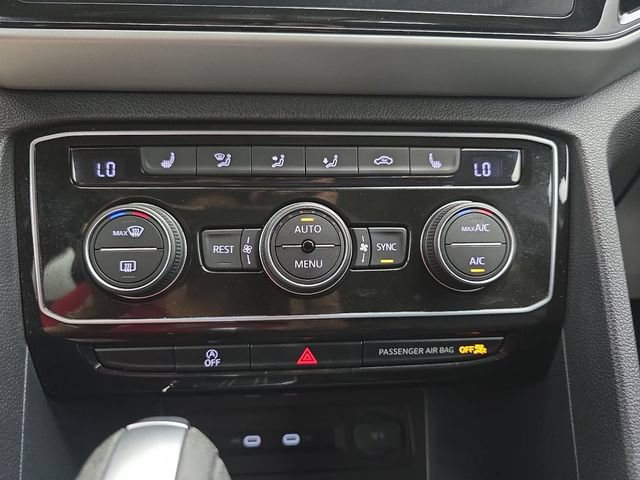 Used 2023 Volkswagen Atlas SE w/ Panoramic Sunroof Package FWD image 21