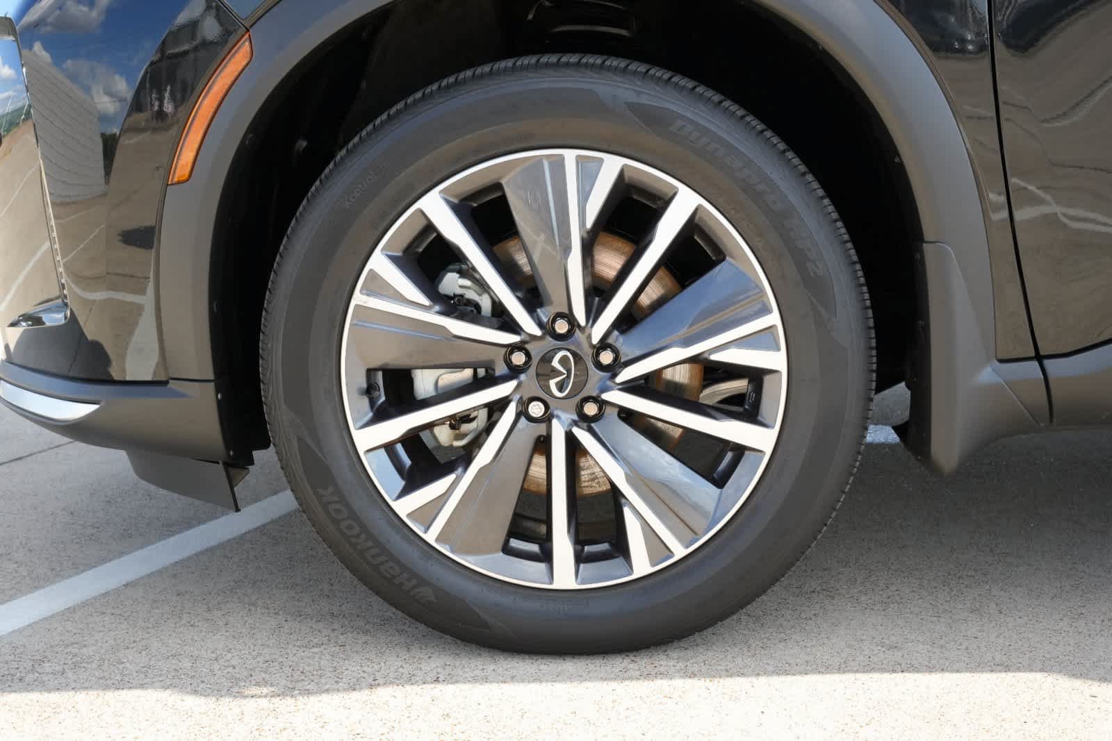 Certified 2027 INFINITI QX60 Luxe w/ Cargo Package FWD image 25