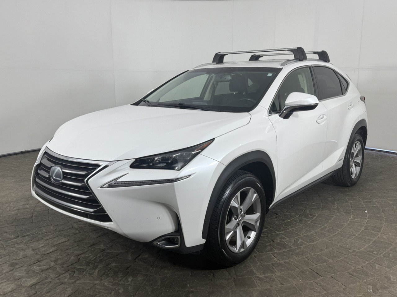 Used 2017 Lexus NX 300h AWD w/ Luxury Package image 3