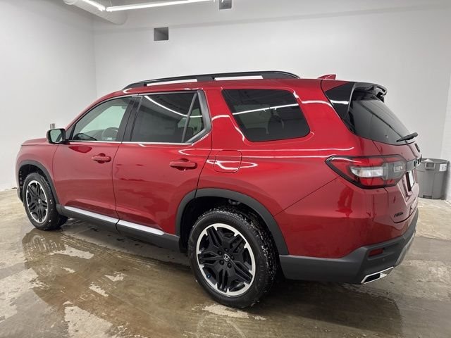 New 2026 Honda Pilot Touring image 7