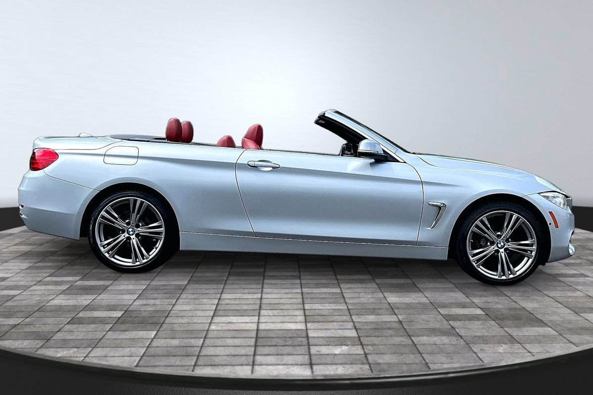 Used 2016 BMW 428i xDrive Convertible AWD/4WD image 8