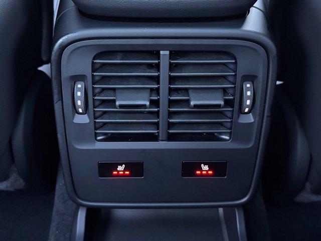 New 2026 Porsche Taycan AWD/4WD image 33