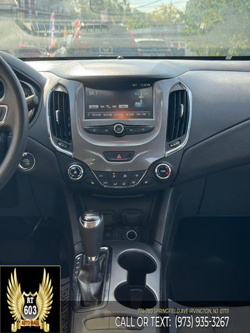 Used 2016 Chevrolet Cruze LT w/ Convenience Package image 13