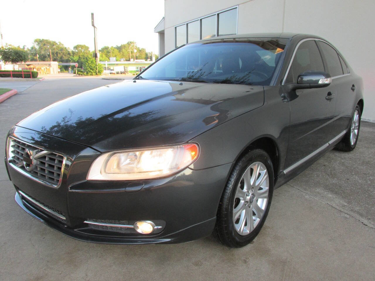 Used 2010 Volvo S80 3.2 image 4