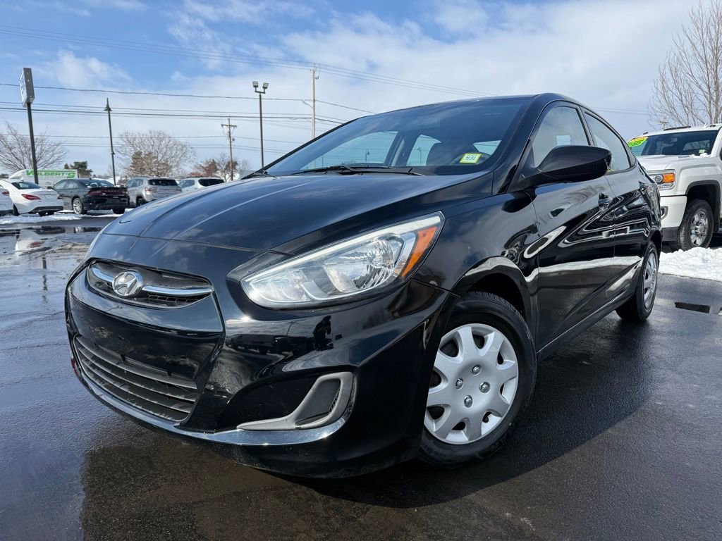 Used 2015 Hyundai Accent GLS image 1