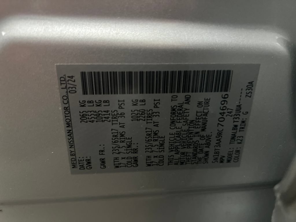 Used 2024 Nissan Rogue S FWD image 32