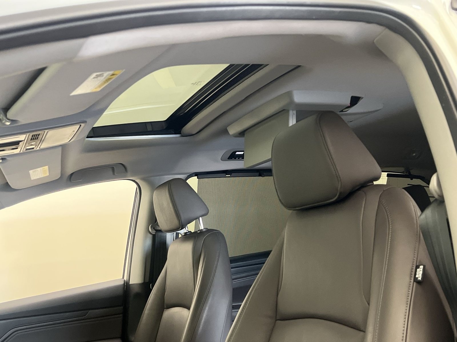 Used 2018 Honda Odyssey Touring image 23