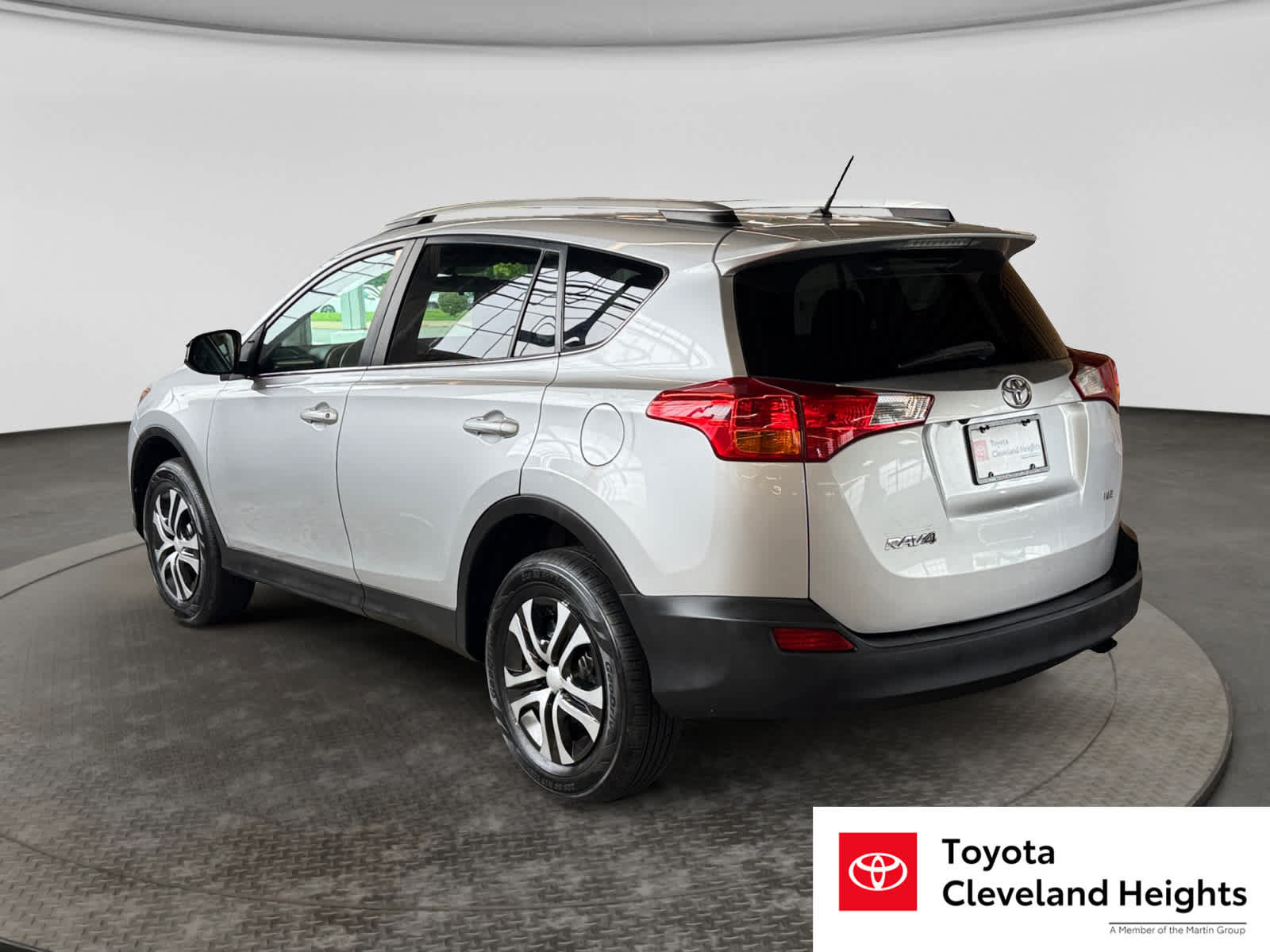 Used 2014 Toyota RAV4 LE FWD image 7